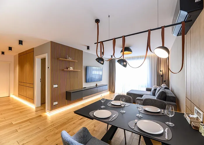 B-Holiday Luxury Apartments Urban Plaza